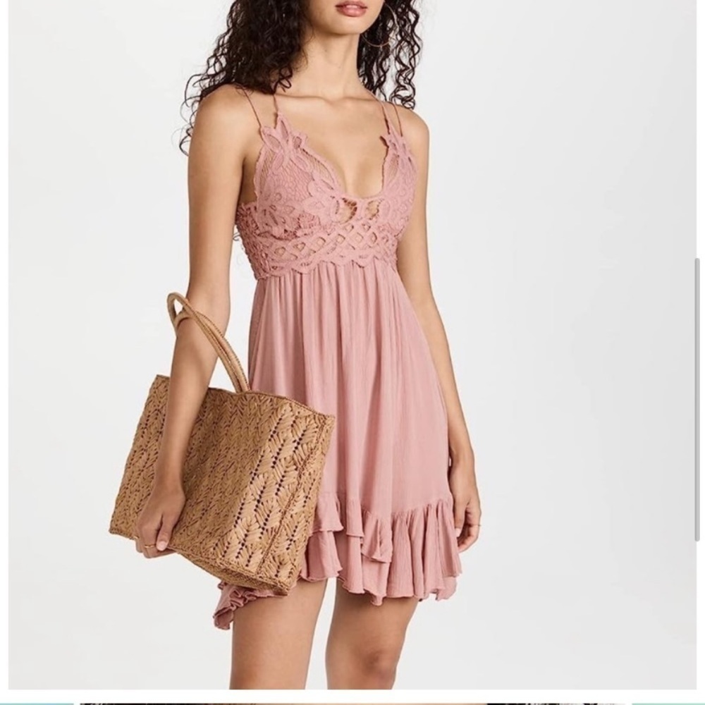 Free people Adella slip dress in Rose size xs New in package